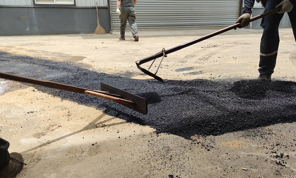 賴氏AC台中柏油路面裂縫修復實績