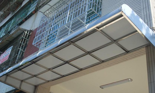 就伍吉採光罩大雅玻璃採光罩工程7