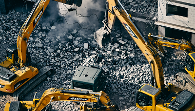 賴氏拆除草屯拆除工程團隊，專業評估與施工