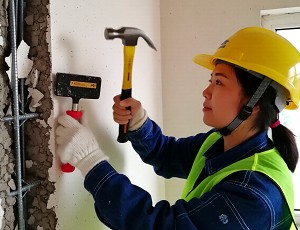 草屯建築拆除現場，賴氏拆除團隊專業執行