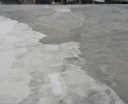 JS防水專業團隊正在進行屋頂防水工程